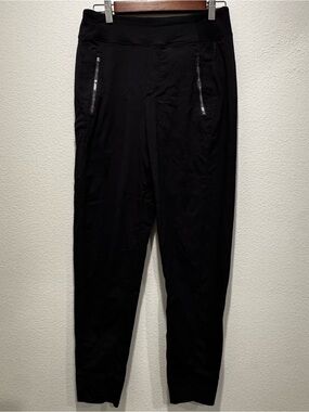 Athleta women’s 2T Black tapered Jogger like Pants with Zip Pockets